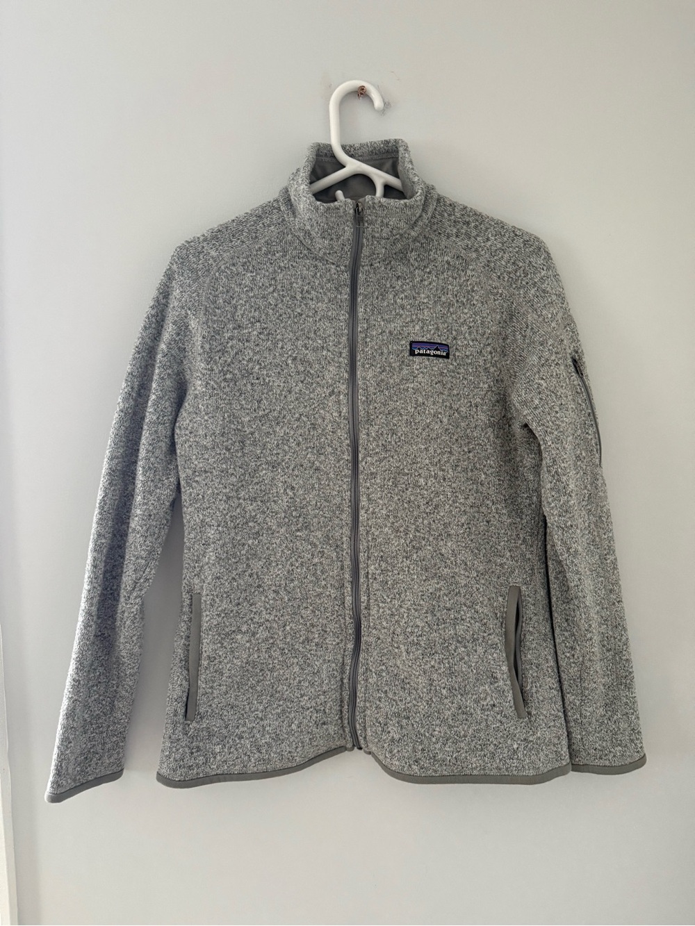 Patagonia Women’s Heather Gray Full-Zip Fleece Jacket